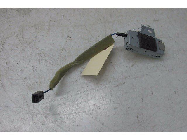 2014-2016 INFINITI Q50 OEM LEFT REAR RADIO ANTENNA AMPLIFIER RECIEVER 