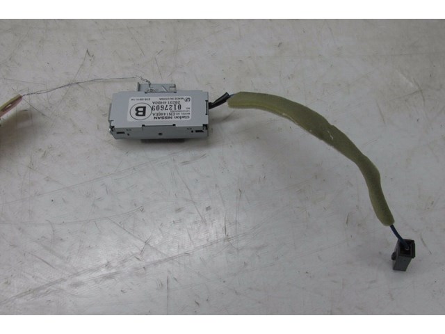 2014-2016 INFINITI Q50 OEM LEFT REAR RADIO ANTENNA AMPLIFIER RECIEVER 