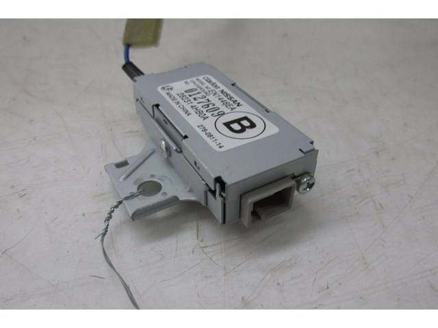 2014-2016 INFINITI Q50 OEM LEFT REAR RADIO ANTENNA AMPLIFIER RECIEVER 