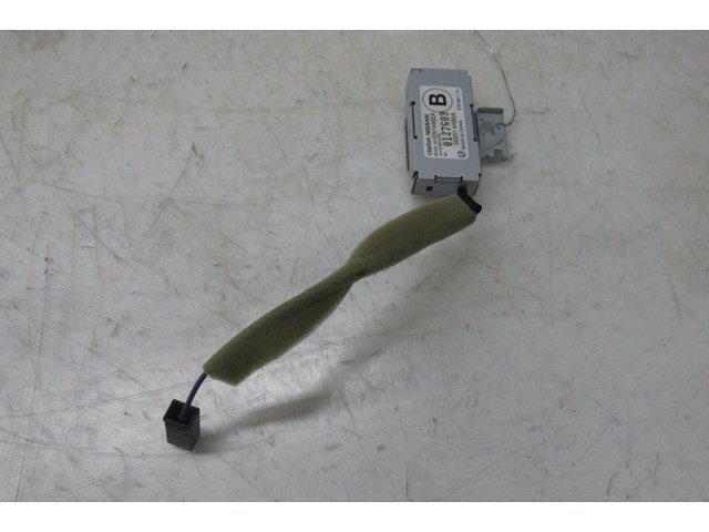 2014-2016 INFINITI Q50 OEM LEFT REAR RADIO ANTENNA AMPLIFIER RECIEVER 