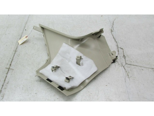 2009-2012 AUDI Q5 8R OEM RIGHT REAR PASSENGER SIDE D PILLAR TRIM COVER 