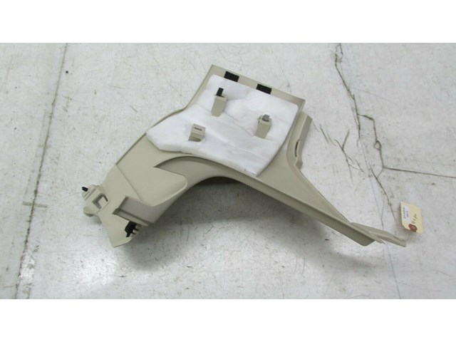 2009-2012 AUDI Q5 8R OEM RIGHT REAR PASSENGER SIDE D PILLAR TRIM COVER 