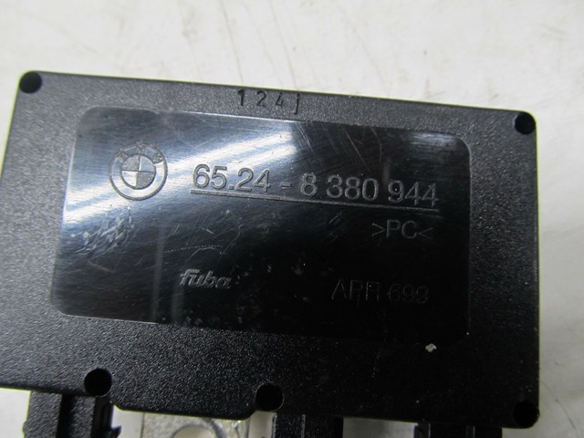 2002-2006 BMW M3 E46 COUPE OEM RIGHT REAR RADIO ANTENNA NOISE TRAP CIRCUIT 