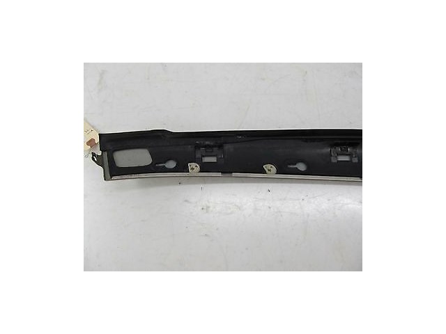 2003-2009 MERCEDES BENZ SL500 R230 OEM LEFT FRONT EXTERIOR A-PILLAR TRIM COVER