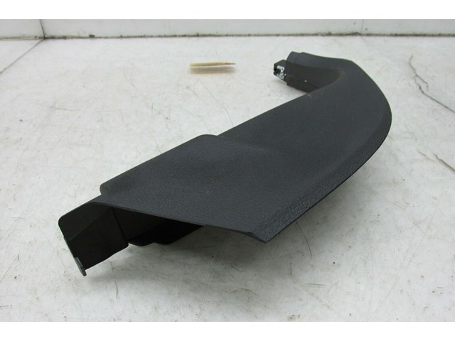  2007-2010 BMW X5 E70 OEM RIGHT FRONT SCUFF PLATE KICK PANEL 