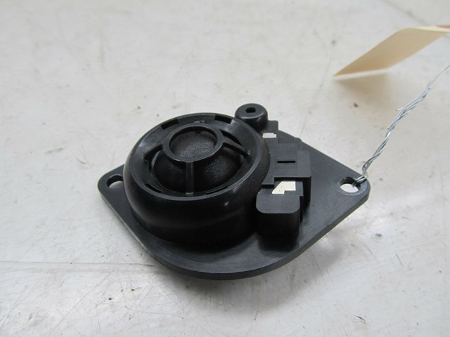 2006-2013 VOLVO C70 T5 OEM RIGHT REAR DOOR AUDIO TWEETER SPEAKER 
