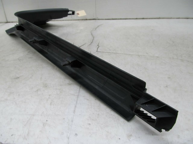 2005-2008 AUDI A6 C6 OEM LEFT FRONT DOOR SCUFF STEP SCUFF PLATE 