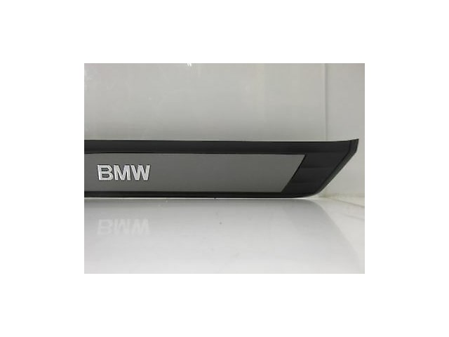  2008-2010 BMW 528xi 535i E60 OEM RIGHT FRONT DOOR SILL SCUFF PLATE TRIM