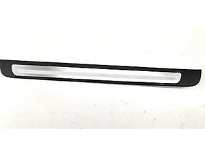2008-2012 AUDI A4 AVANT WAGON B8 OEM LEFT FRONT DRIVER DOOR SILL SCUFF PLATE