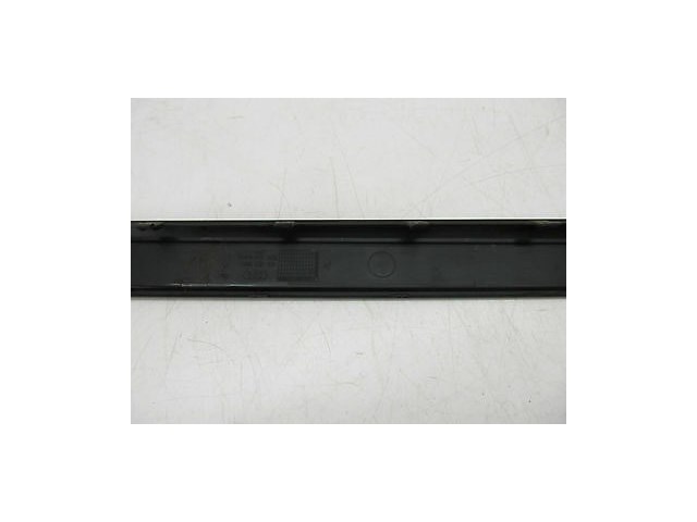 2004-2006 AUDI A8 L QUATTRO D3 OEM RIGHT FRONT DOOR SILL SCUFF PLATE COVER TRIM