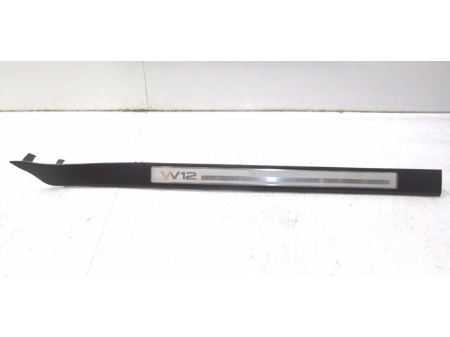 2004-2008 AUDI A8L W12 OEM RIGHT REAR OUTER DOOR SILL SCUFF PLATE TRIM W12