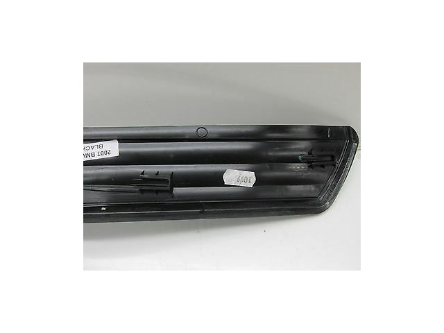 2006-2007 BMW 530I E60 OEM RIGHT REAR BACK DOOR SILL SCUFF PLATE TRIM 7034306