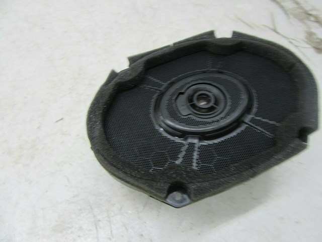 2010-2012 LINCOLN MKZ OEM RIGHT REAR PASSENGER SIDE DOOR SPEAKER