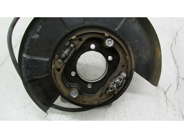  2011-2018 INFINITI M37 Q70 OEM LEFT REAR WHEEL SPINDLE KNUCKLE WITH E-BRAKE 