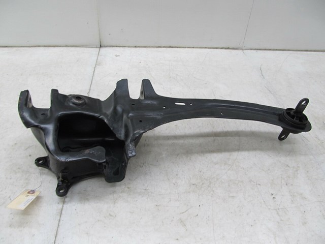 2006-2013 VOLVO C70 T5 OEM RIGHT REAR WHEEL SPINDLE BEARING HUB HOUSING 