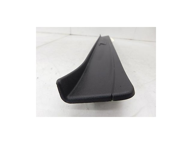 2009-2015 NISSAN 370Z COUPE OEM RIGHT FRONT PASSENGER SIDE DOOR SILL SCUFF PLATE