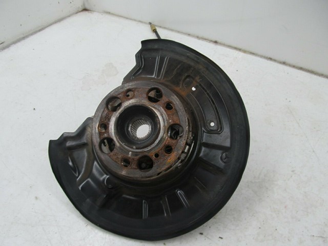 2012-2015 MERCEDES C350 COUPE OEM LEFT REAR WHEEL SPINDLE KNUCKLE HUB BEARING