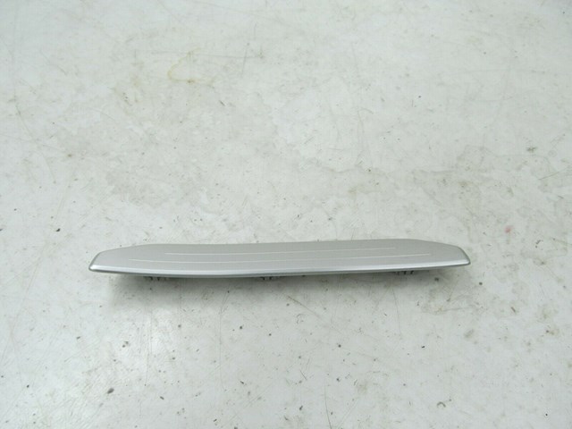 2013-2017 CADILLAC XTS OEM LEFT REAR DOOR SEAL SCUFF SILL PLATE TRIM 22923695