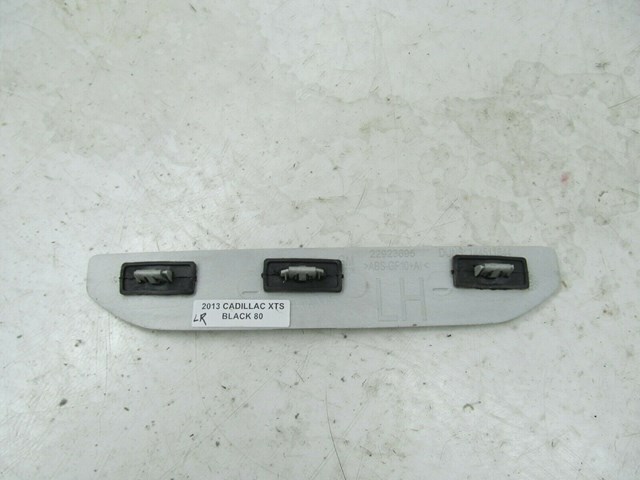2013-2017 CADILLAC XTS OEM LEFT REAR DOOR SEAL SCUFF SILL PLATE TRIM 22923695