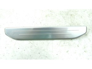 2013-2017 CADILLAC XTS OEM LEFT REAR DOOR SEAL SCUFF SILL PLATE TRIM 22923695