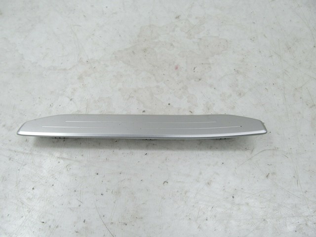2013-2017 CADILLAC XTS OEM RIGHT REAR DOOR SEAL SCUFF SILL PLATE TRIM 22923696