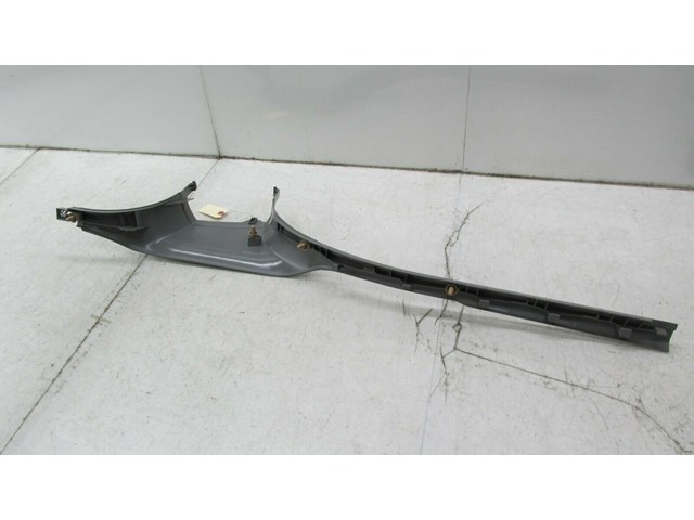 2007-2010 BMW X5 E70 OEM RIGHT FRONT PASSENGER SIDE INNER DOOR SILL SCUFF PLATE