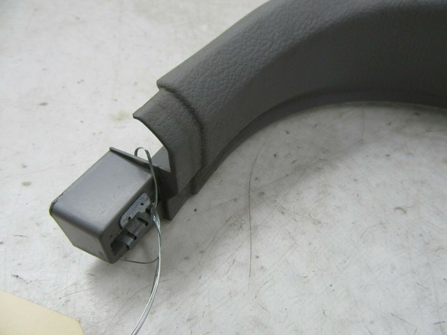 2007-2010 BMW X5 E70 OEM RIGHT SIDE FLOOR KICK PANEL TRIM COVER SCUFF PLATE GRAY