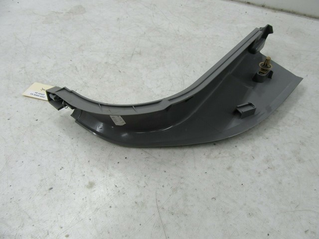 2007-2010 BMW X5 E70 OEM RIGHT SIDE FLOOR KICK PANEL TRIM COVER SCUFF PLATE GRAY