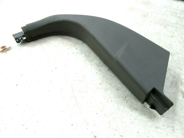 2007-2010 BMW X5 E70 OEM RIGHT SIDE FLOOR KICK PANEL TRIM COVER SCUFF PLATE GRAY