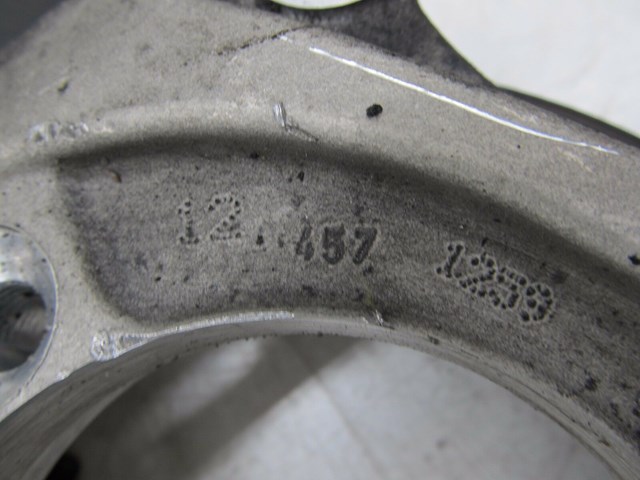 2012-2014 MERCEDES C250 W204 OEM RIGHT REAR SPINDLE KNUCKLE HUB BEARING