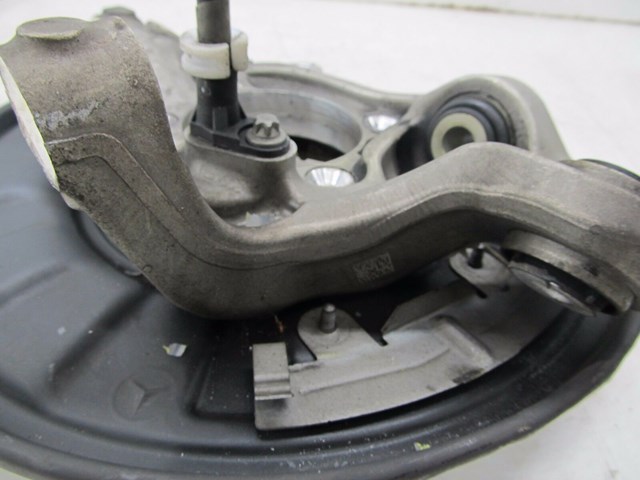 2012-2014 MERCEDES C250 W204 OEM RIGHT REAR SPINDLE KNUCKLE HUB BEARING