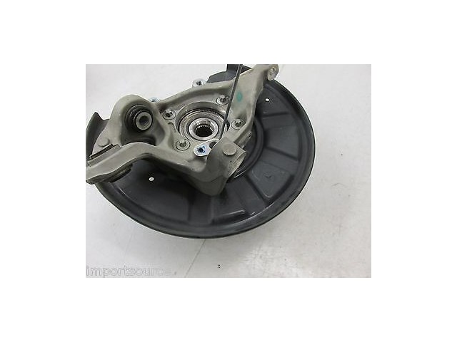 2010-2013 MERCEDES E350 W212 OEM LEFT REAR DRIVER SIDE HUB KNUCKLE SPINDLE