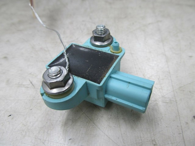 2005-2008 AUDI A6 C6 OEM RIGHT FRONT DOOR IMPACT CRASH SENSOR 