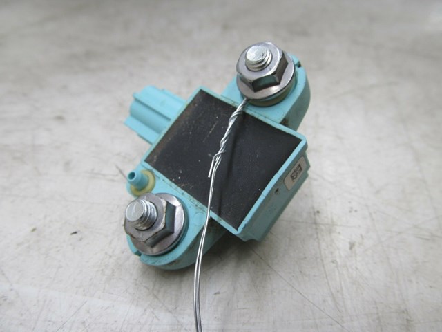 2005-2008 AUDI A6 C6 OEM RIGHT FRONT DOOR IMPACT CRASH SENSOR 