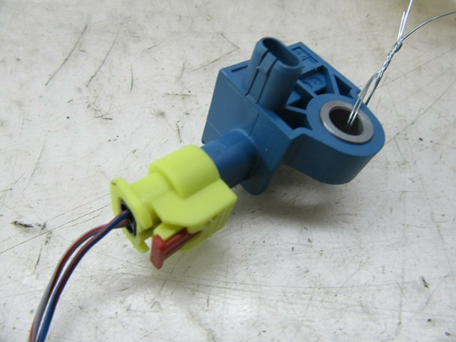 2012-2015 VOLKSWAGEN PASSAT OEM LEFT REAR C PILLAR IMPACT CRASH SENSOR