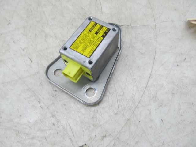 2002-2010 LEXUS SC430 Z40 OEM RIGHT REAR SRS AIRBAG CRASH SENSOR 