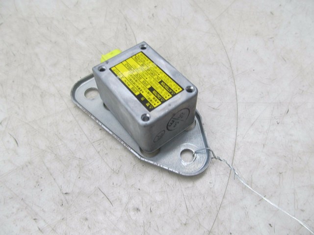 2002-2010 LEXUS SC430 Z40 OEM RIGHT REAR SRS AIRBAG CRASH SENSOR 