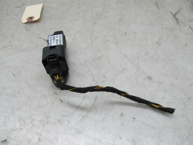 2000-2006 AUDI TT ROADSTER OEM LEFT FRONT UNDER SEAT IMPACT CRASH SENSOR 