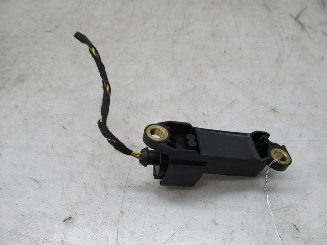 2000-2006 AUDI TT ROADSTER OEM LEFT FRONT UNDER SEAT IMPACT CRASH SENSOR 