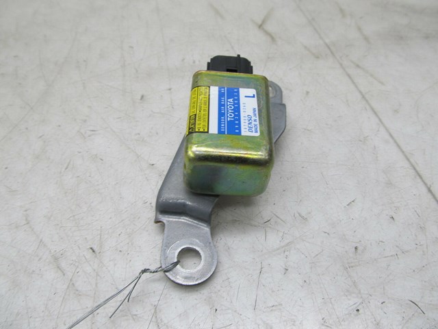   2001-2006 LEXUS LS430 OEM LEFT REAR AIRBAG IMPACT CRASH SENSOR 