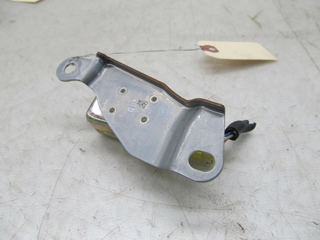   2001-2006 LEXUS LS430 OEM RIGHT REAR AIRBAG IMPACT CRASH SENSOR 