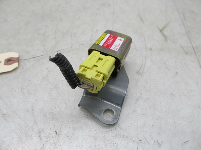   2001-2006 LEXUS LS430 OEM RIGHT REAR AIRBAG IMPACT CRASH SENSOR 