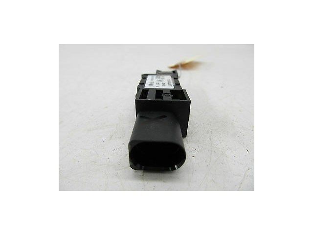 2004-2006 AUDI A8 L QUATTRO D3 OEM RIGHT REAR AIRBAG IMPACT CRASH SENSOR 