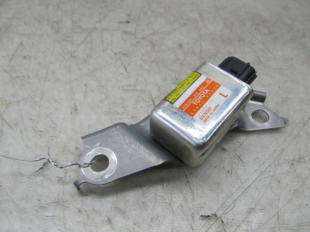 2004-2009 LEXUS RX350 RX330 OEM LEFT REAR IMPACT CRASH SENSOR 