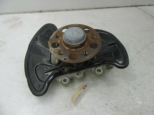 2012-2015 MERCEDES C350 COUPE OEM LEFT FRONT WHEEL SPINDLE KNUCKLE HUB BEARING