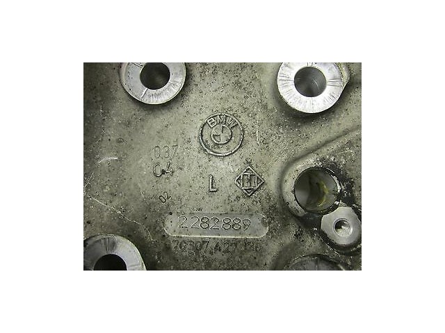 2006-2010 BMW M6 E63 OEM LEFT FRONT WHEEL DRIVER SIDE KNUCKLE SPINDLE