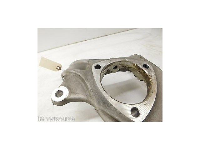 2013-2015 GMC ACADIA OEM LEFT FRONT DRIVER SIDE WHEEL KNUCKLE SPINDLE