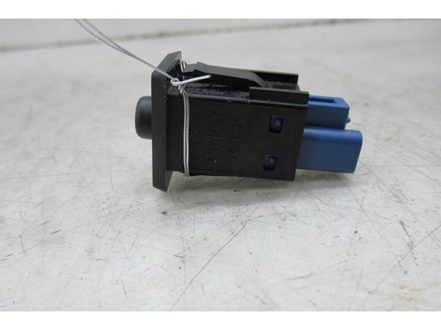  2007-2011 LEXUS GS350 OEM LEFT FRONT UNDER DASH TPMS RESET BUTTON SWITCH