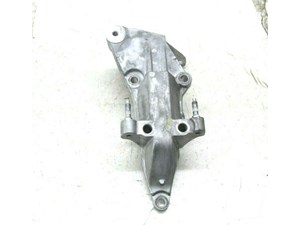 2015-2019 NISSAN MURANO OEM RIGHT FRONT PASSENGER SIDE ENGINE MOUNT BRACKET 