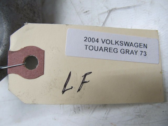 2004-2007 VOLKSWAGEN TOUAREG OEM LEFT FRONT ENGINE MOUNT SUPPORT BRACKET 